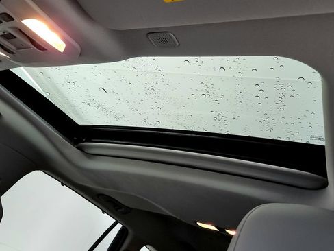 Certified 2024 Toyota Highlander XLE AWD/4WD image 27