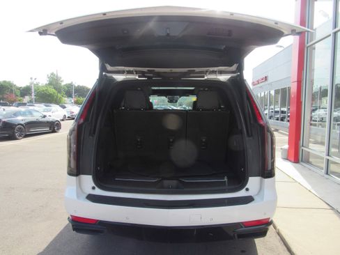 Used 2021 Cadillac Escalade Sport AWD/4WD image 25