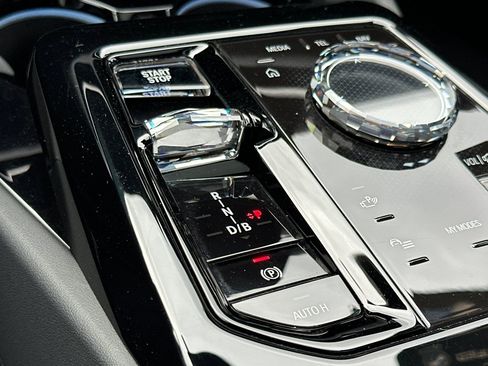 Certified 2024 BMW i5 M60 w/ Executive Package image 28