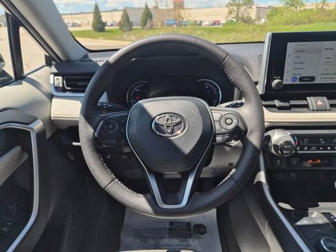 Used 2023 Toyota RAV4 XLE w/ Convenience Package AWD/4WD image 18