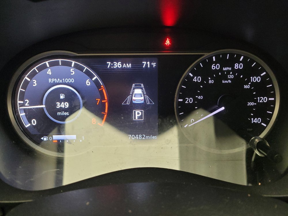 Used 2021 Nissan Versa SV FWD image 23