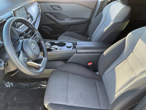 Used 2021 Nissan Rogue S image 18