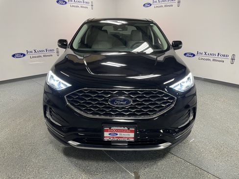 Used 2024 Ford Edge Titanium w/ Titanium Elite Package image 2