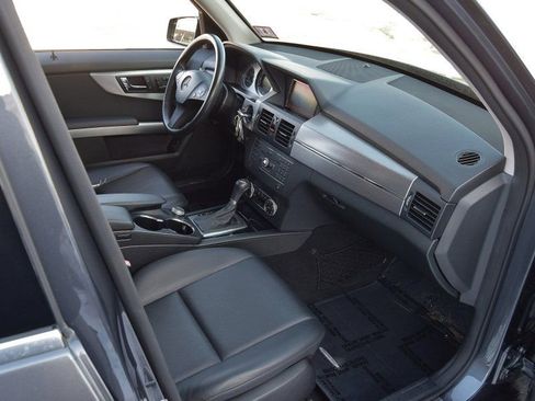 Used 2010 Mercedes-Benz GLK 350 4MATIC image 17