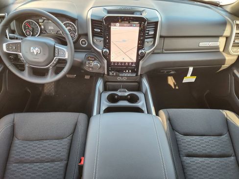 New 2026 RAM 1500 4x4 Crew Cab image 21