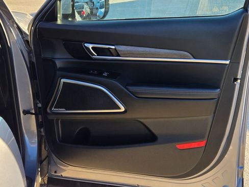 Used 2022 Kia Telluride SX image 4