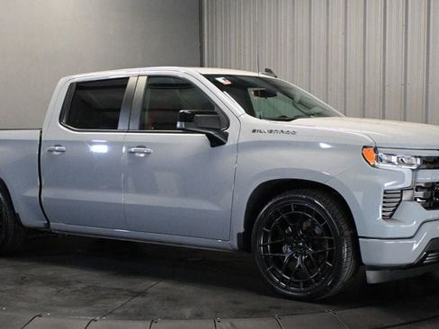 Used 2025 Chevrolet Silverado 1500 RST RWD image 3