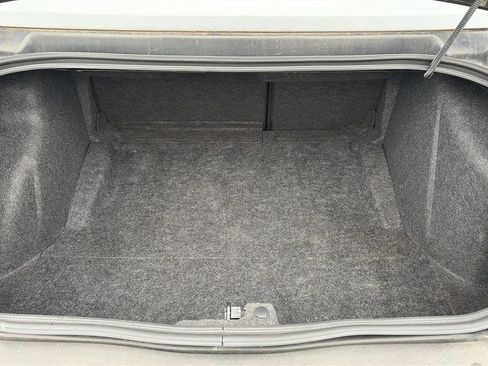 Used 2009 Dodge Challenger SE image 47