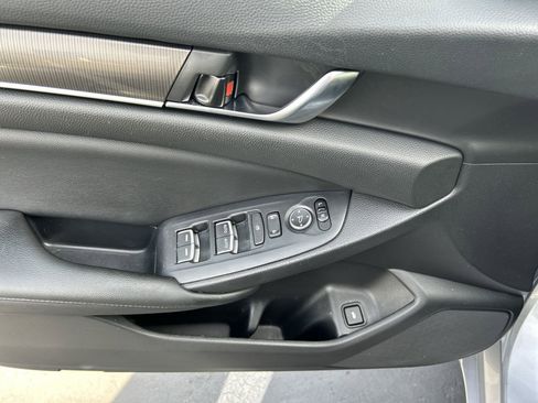 Used 2020 Honda Accord Sport image 15