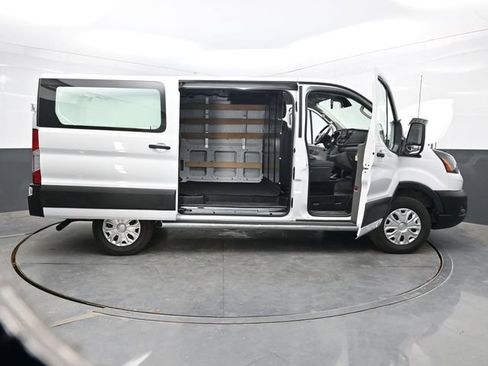 Used 2025 Ford Transit 250 Low Roof w/ Exterior Upgrade Package RWD image 57