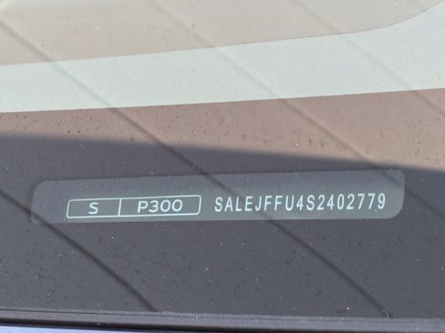 Certified 2025 Land Rover Defender 130 S image 35