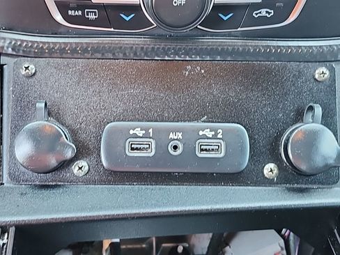 Used 2023 Dodge Charger Police RWD image 8