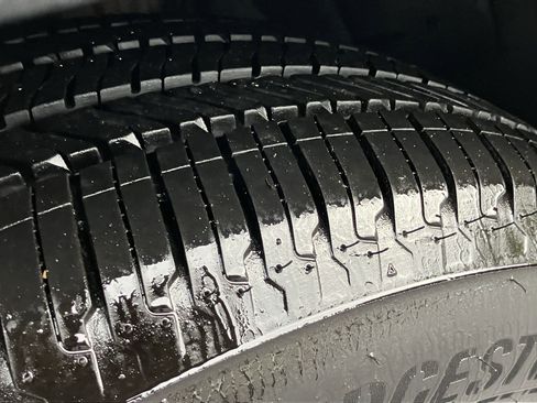 Used 2024 Honda Prologue EX image 12