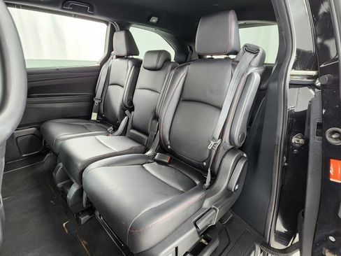 Used 2023 Honda Odyssey Sport image 12