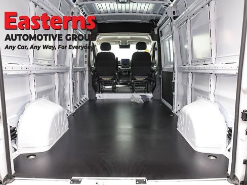 Used 2025 RAM ProMaster 3500 w/ Convenience Group FWD image 9