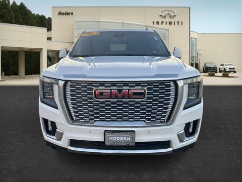 Used 2023 GMC Yukon Denali image 2