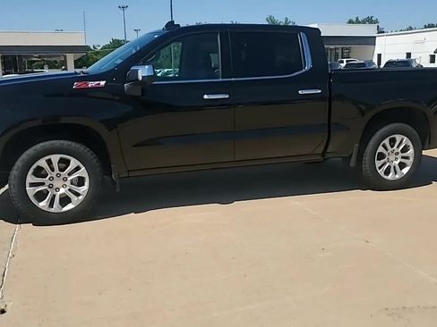 Used 2022 Chevrolet Silverado 1500 LTZ AWD/4WD image 5