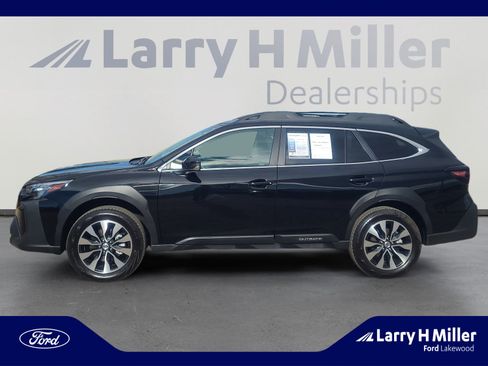 Used 2025 Subaru Outback Limited image 2