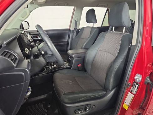 Used 2019 Toyota 4Runner TRD Off-Road AWD/4WD image 17