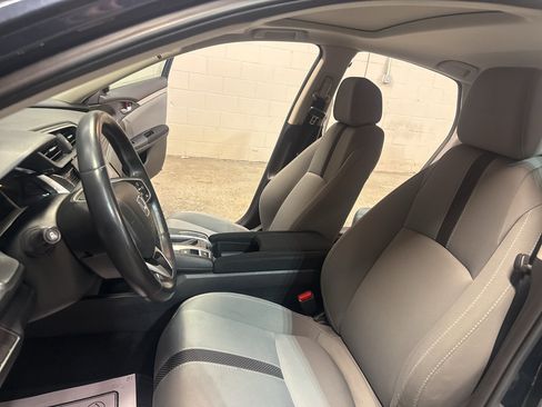 Used 2020 Honda Civic EX image 16