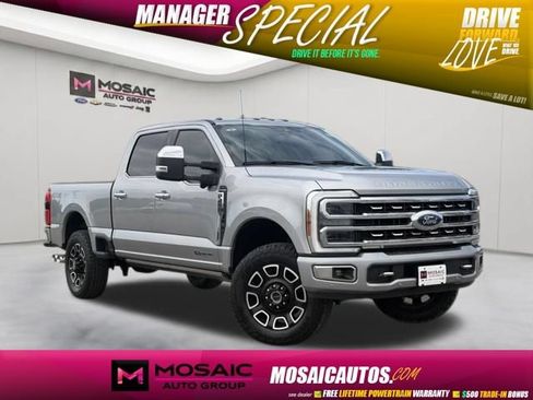 Used 2023 Ford F250 Platinum AWD/4WD image 1