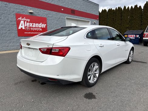 Used 2023 Chevrolet Malibu LT image 3