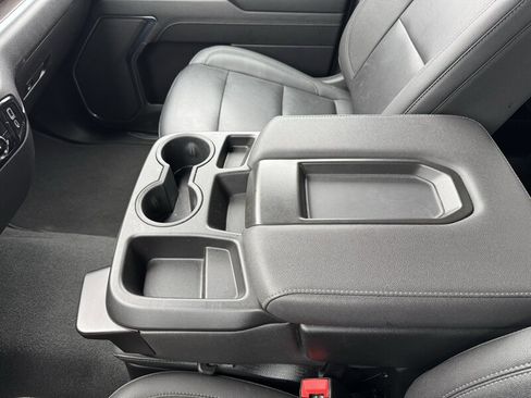 Used 2024 GMC Sierra 1500 SLT image 14