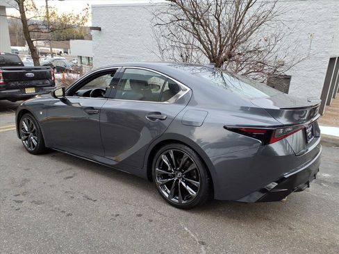 Certified 2022 Lexus IS 350 F Sport image 4