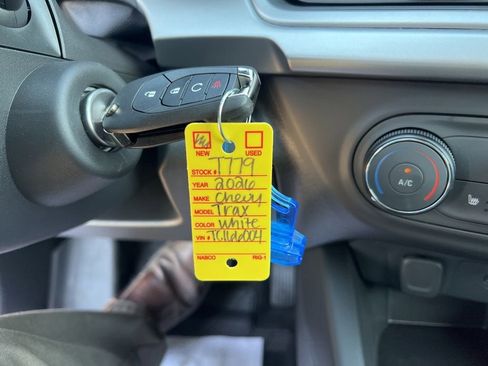 New 2026 Chevrolet Trax LS w/ LS Convenience Package FWD image 17