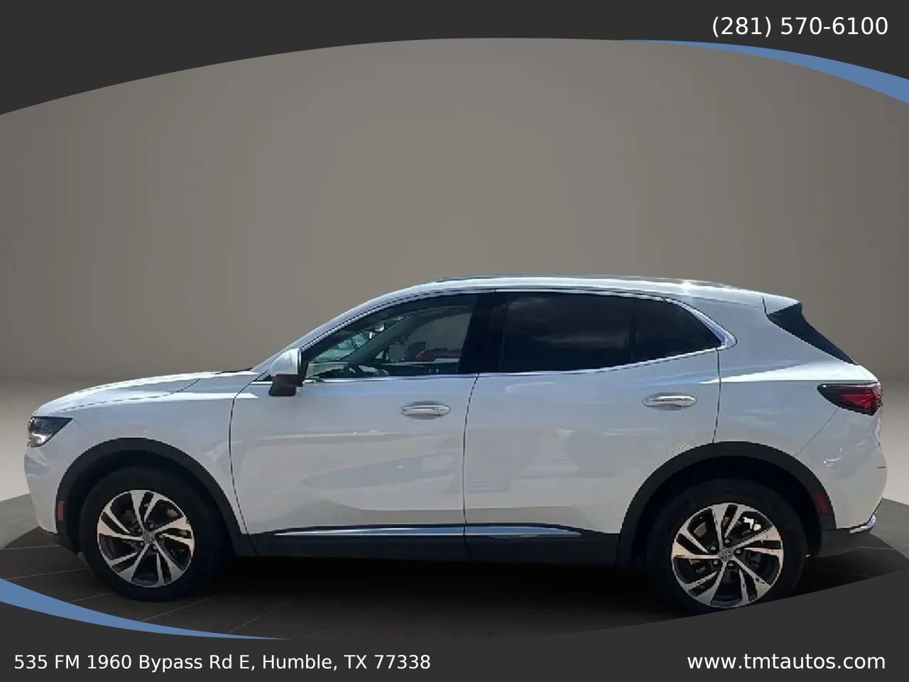Used 2022 Buick Envision Essence w/ Safety Package FWD image 3