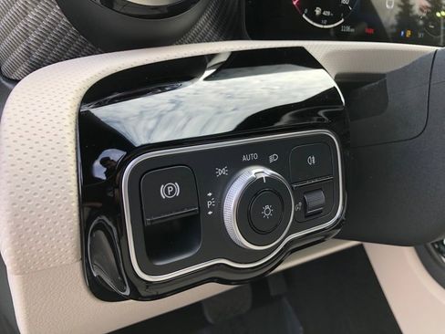 New 2025 Mercedes-Benz CLA 250 4MATIC image 15