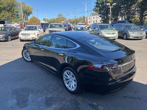 Used 2017 Tesla Model S 75 image 5