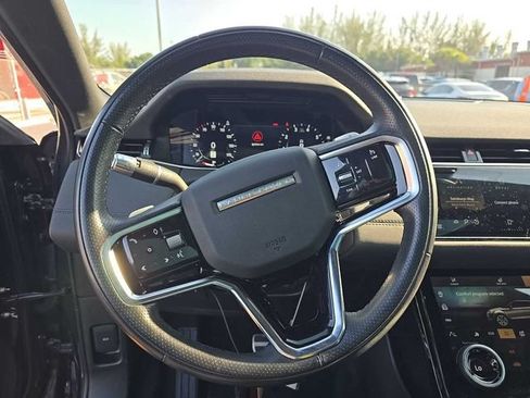 Used 2021 Land Rover Range Rover Evoque R-Dynamic S AWD/4WD image 10