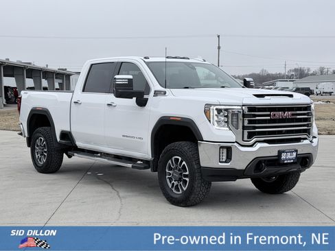 Used 2021 GMC Sierra 2500 SLT w/ SLT Premium Package image 2