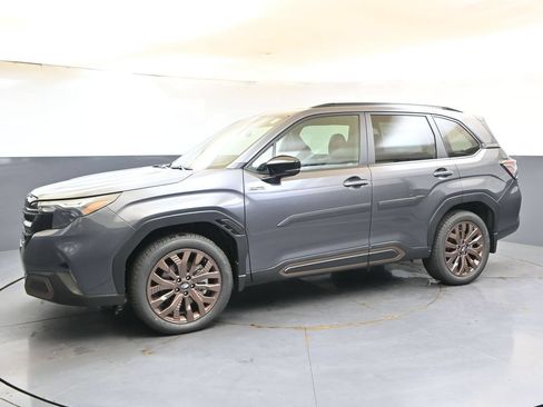 New 2026 Subaru Forester Touring AWD/4WD image 2