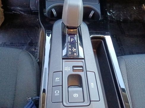 Used 2024 Toyota Prius LE image 24