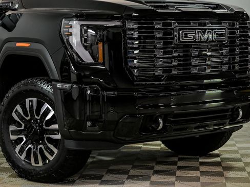 New 2026 GMC Sierra 2500 Denali Ultimate AWD/4WD image 2