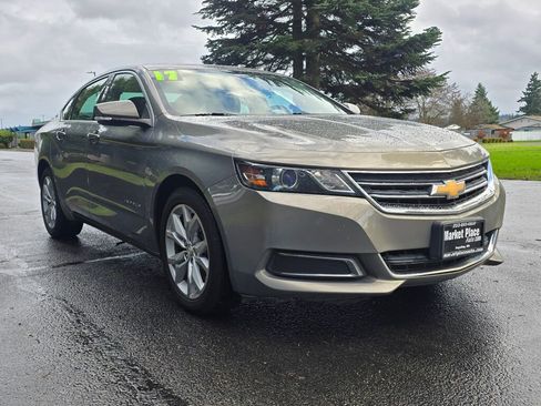 Used 2017 Chevrolet Impala LT image 8