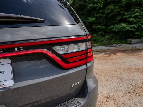 Used 2021 Dodge Durango GT RWD image 11