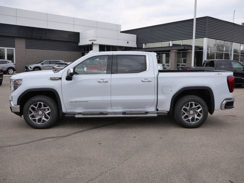 New 2026 GMC Sierra 1500 SLT w/ SLT Premium Plus Package AWD/4WD image 7