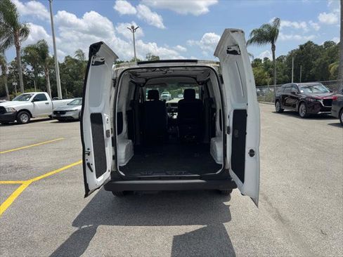 Used 2021 Nissan NV200 S FWD image 18