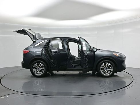 Used 2022 Ford Escape SEL image 4