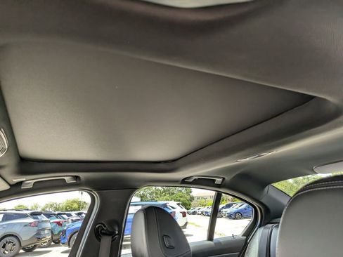 Used 2025 BMW 330i Sedan RWD image 22