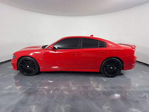 Used 2019 Dodge Charger R/T RWD image 8
