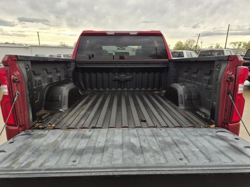 Certified 2019 Chevrolet Silverado 1500 RST image 9