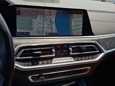Used 2022 BMW X7 M50i AWD/4WD image 24