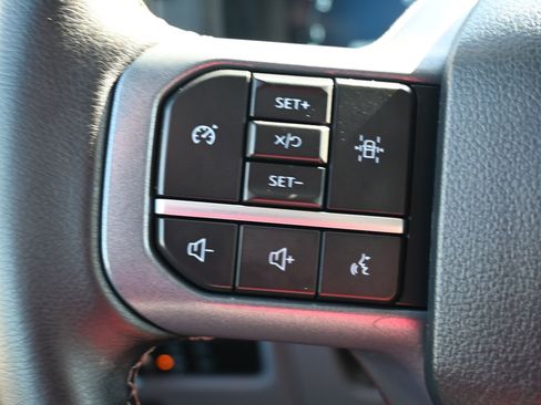 Used 2025 Ford F150 XLT w/ Equipment Group 301A Standard RWD image 9