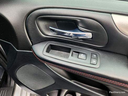 Used 2019 Dodge Grand Caravan GT FWD image 49