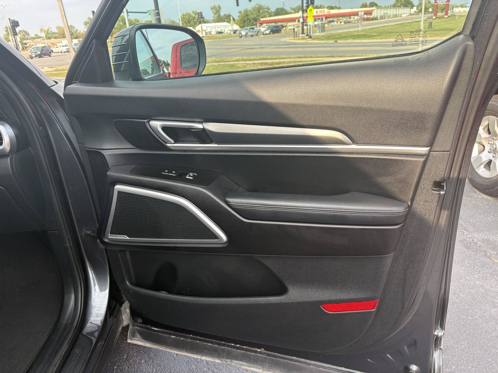 Used 2020 Kia Telluride S AWD/4WD image 19