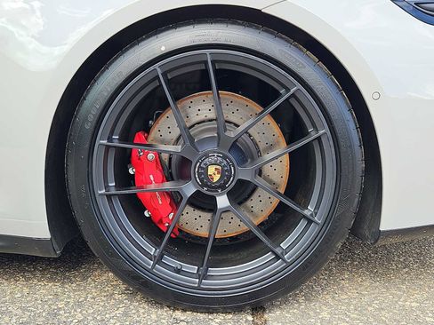 New 2026 Porsche 911 Carrera 4 GTS image 3